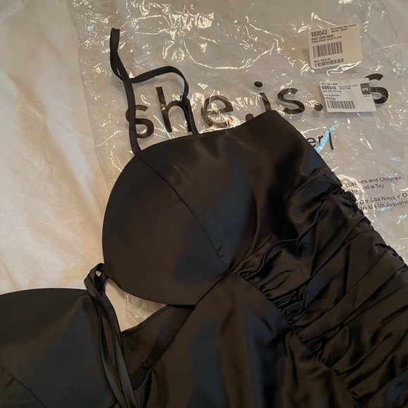 RUNWAY THE LABEL - night lover mini dress - Picture 3 of 6